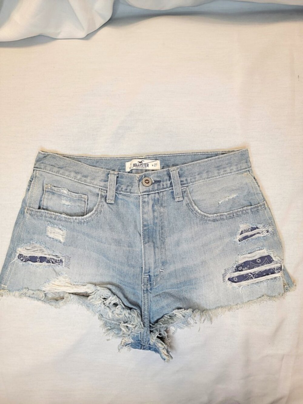 Hollister High-Rise Denim Distressed Shorts Size 5/27